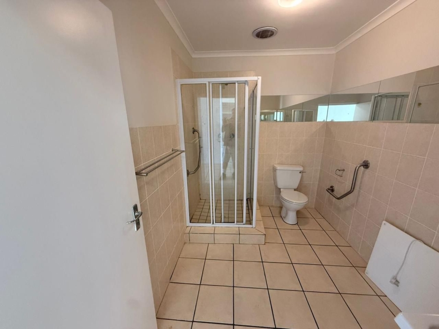 To Let 1 Bedroom Property for Rent in Langerug Western Cape